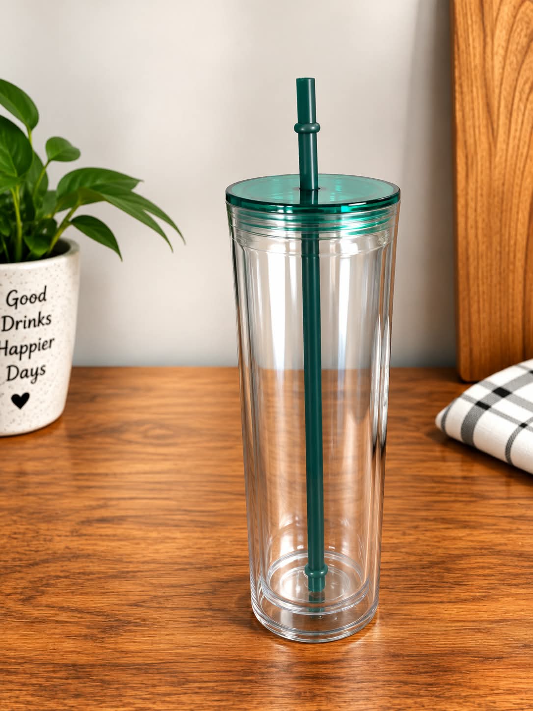 24oz Acrylic Snow Globe Tumbler Detail